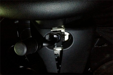 锐志方向盘怎么拆