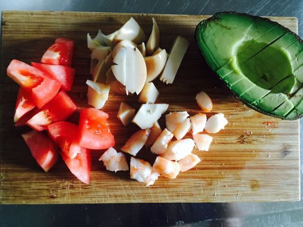 鲜虾牛油果沙拉