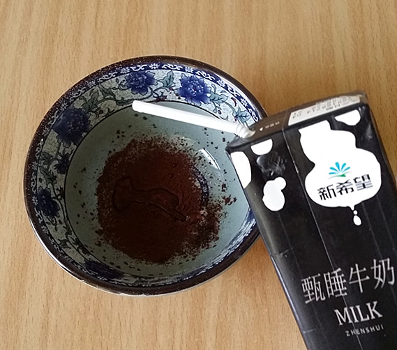 轻乳酪拉花蛋糕