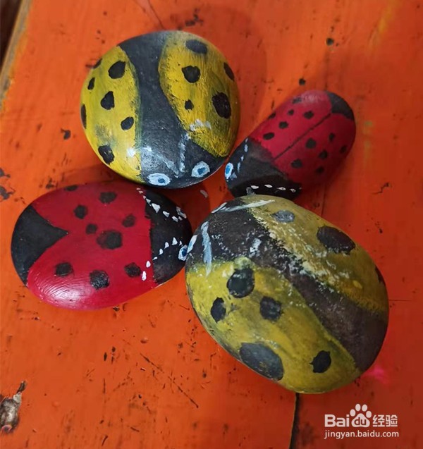 小石头怎么画成瓢虫？