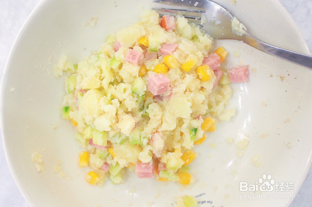 美味挡不住的火腿土豆泥沙拉三明治