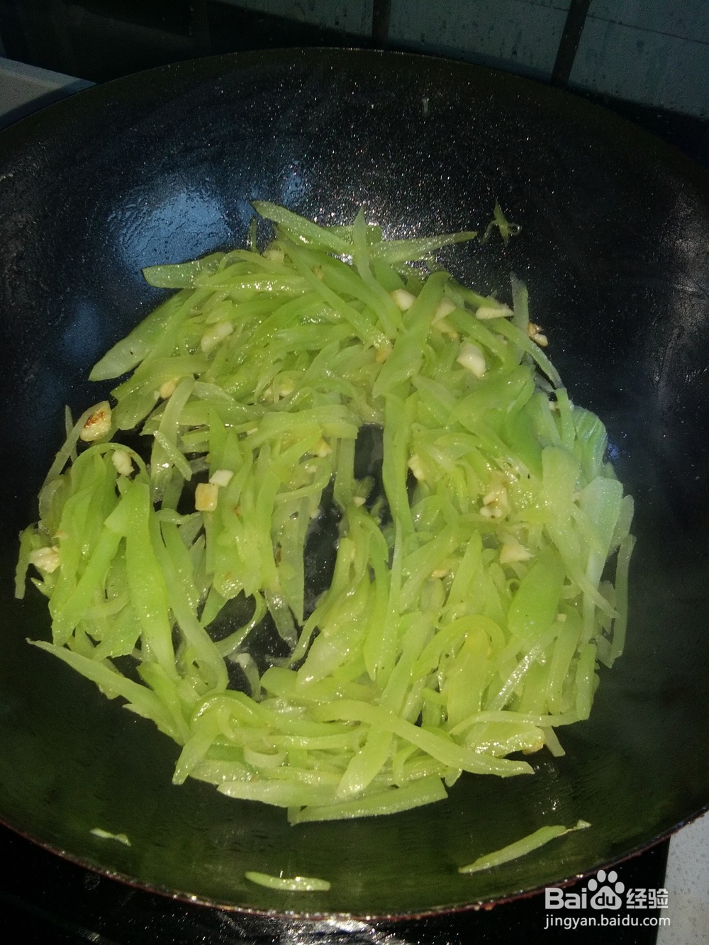 素菜——蒜油莴笋丝