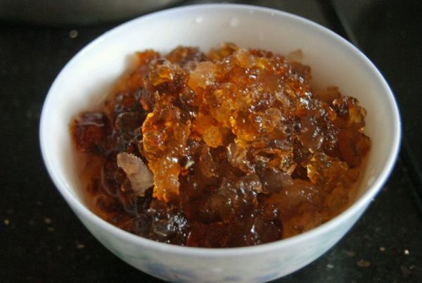 蔓越莓桃胶银耳羹