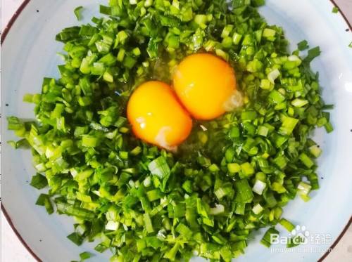 韭菜煎鸡蛋的做法