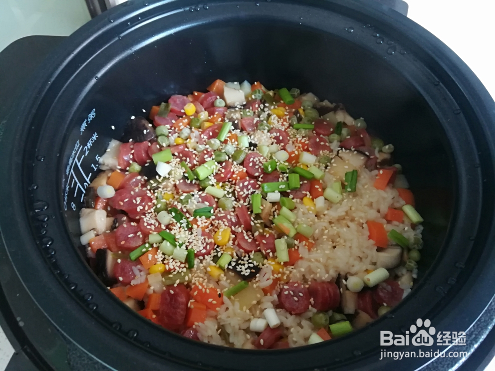不费事做腊肠什锦蒸饭