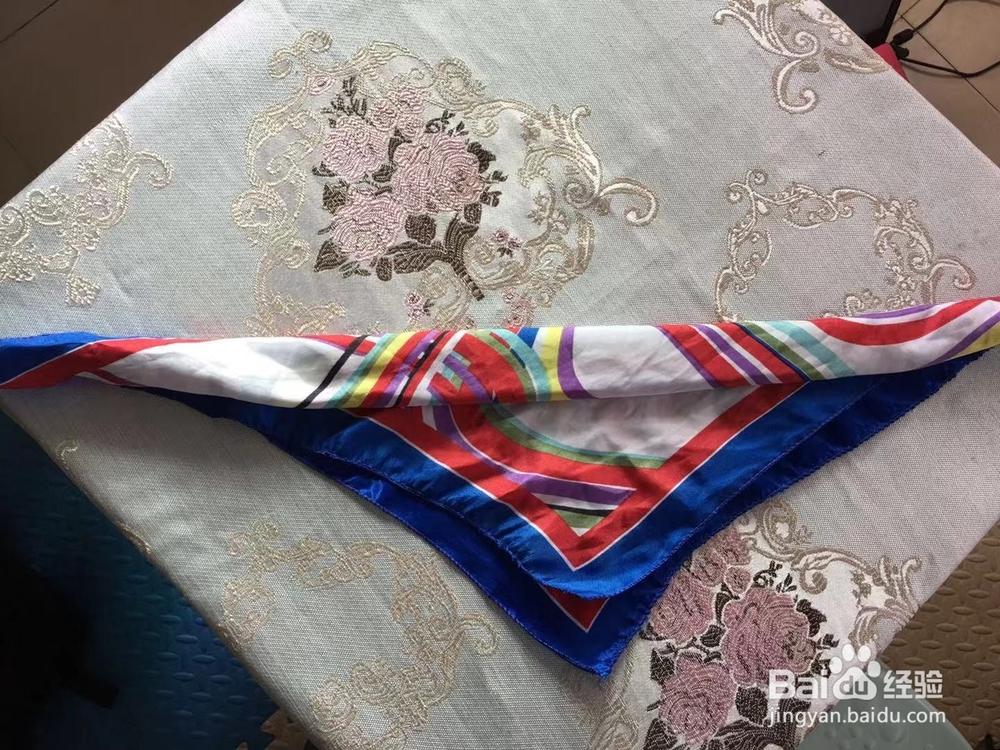 丝巾打结法，简单好看
