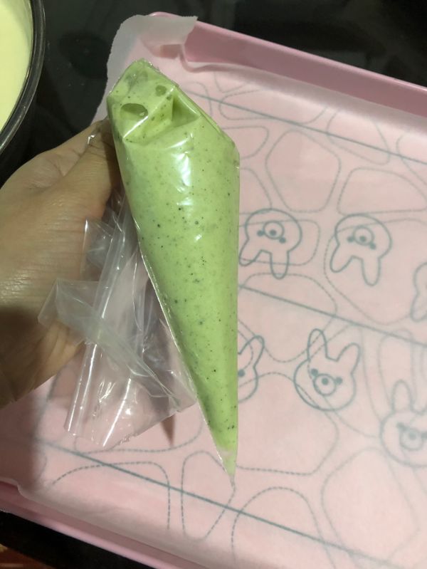 #令人羡慕的圣诞大餐#蓝莓酱圣诞树蛋糕卷
