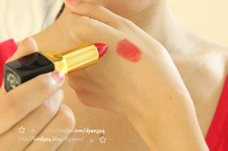 电视剧轩辕剑中魔女如烟是如何化妆的？