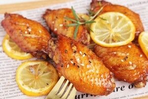 柠香黑椒烤鸡翅
