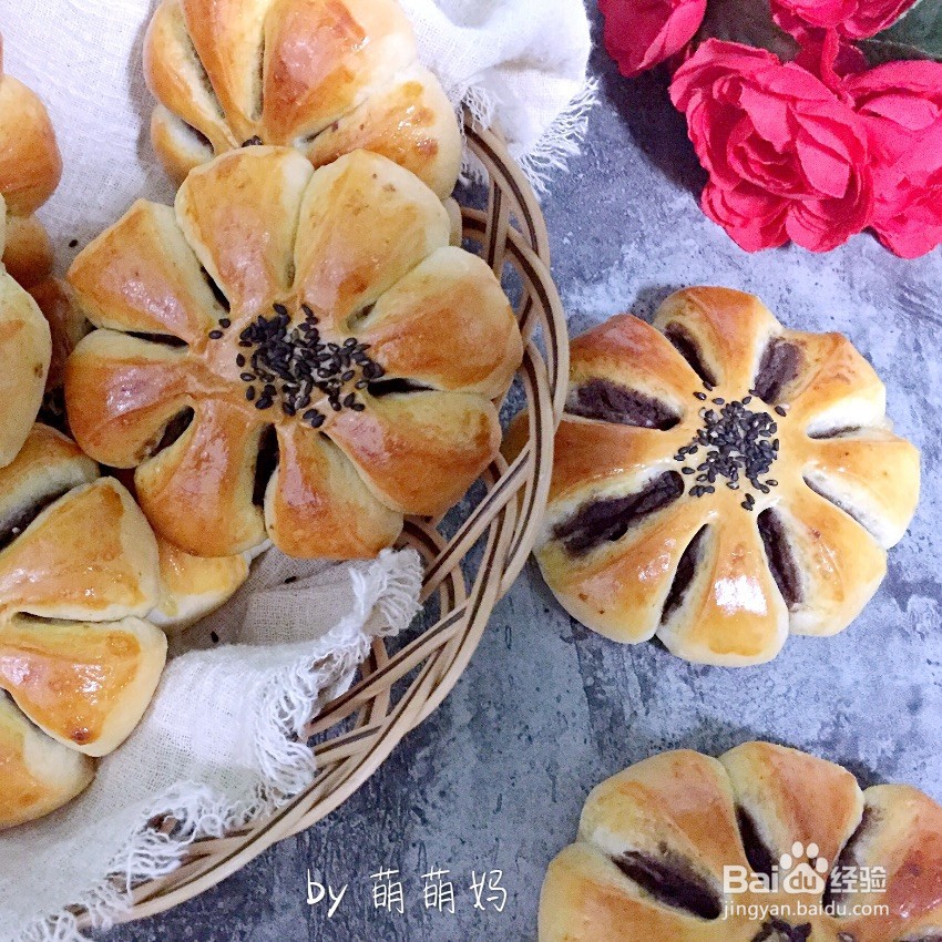 花朵豆沙面包怎么做