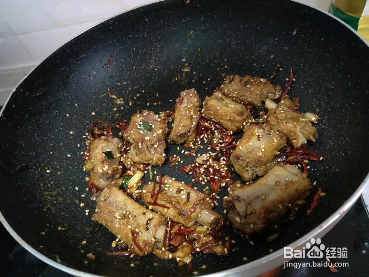 辣炒排骨的做法