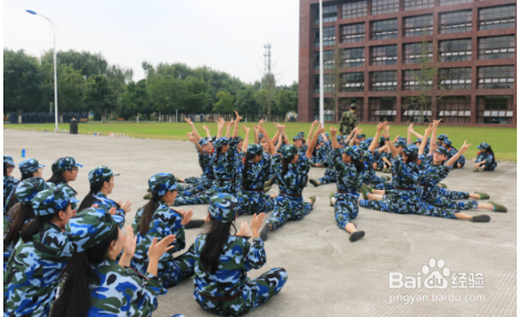 大学新生军训注意事项（预防中暑）