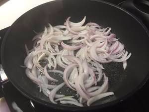 黑椒鸡丝意面怎么做？鱼香肉丝版意大利面教程