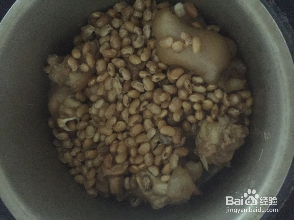 生抽猪脚怎么做