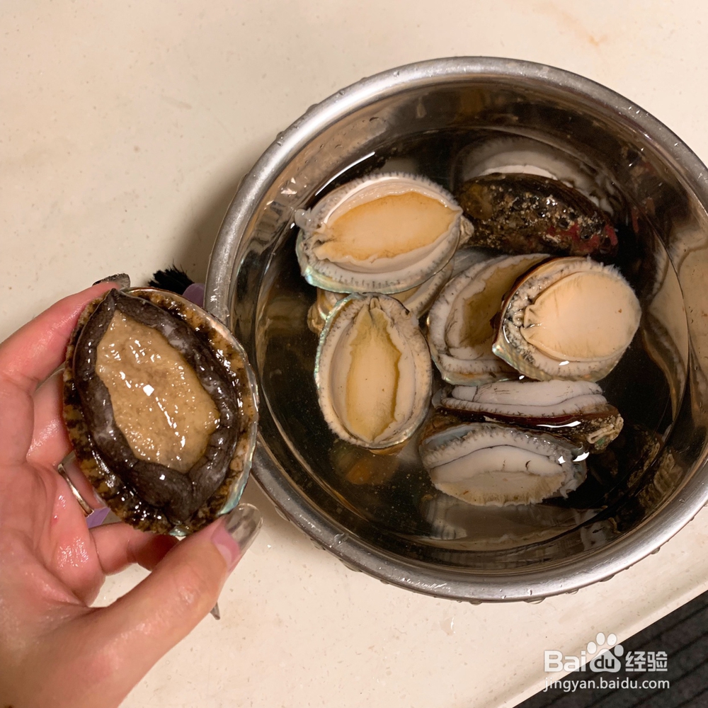 吃光光的蒜蓉蒸鲍鱼