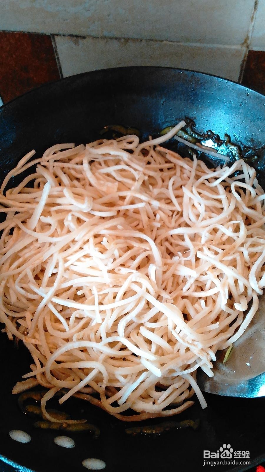 家常饭:尖椒肉丝饼