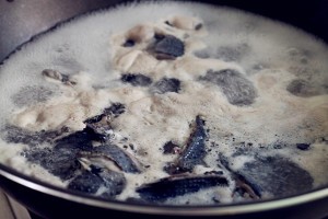 教你怎么做珍珠马蹄椰子乌鸡汤
