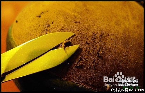 图解绒面皮登山鞋的保养