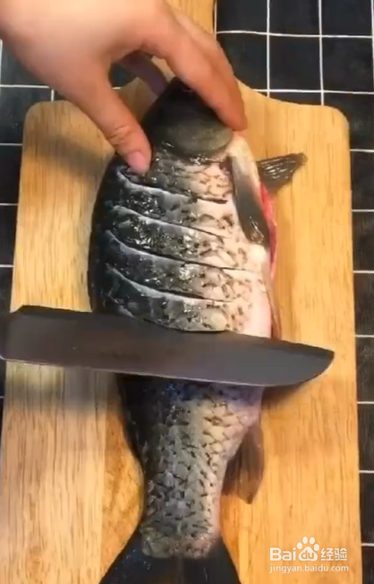 红烧鲫鱼的家庭制作流程