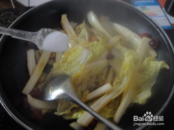 粉丝腊肠白菜煲！