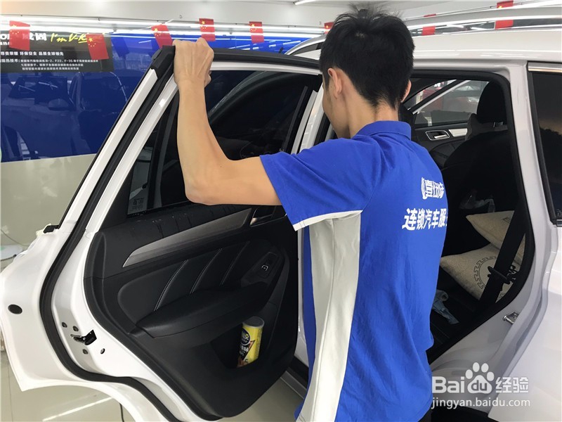 荣威全车贴玻璃隔热防爆膜