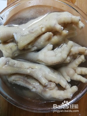 网红同款酸辣无骨鸡爪的做法