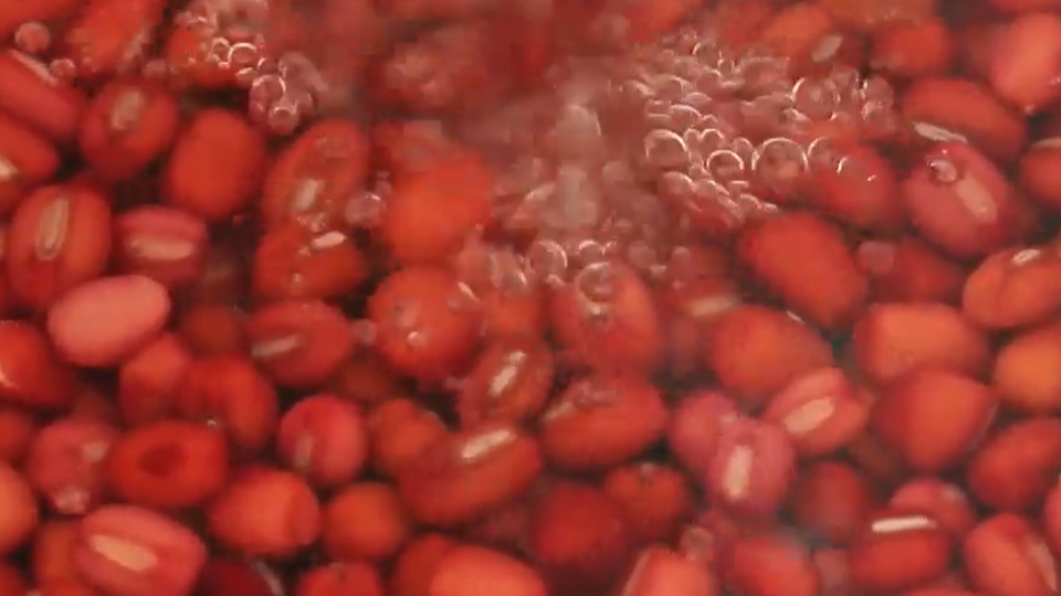 如何制作红豆汤烤年糕