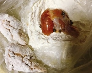 如何制作川香炸鸡翅根