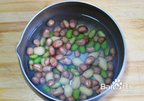 润肺的白果炒鸡丁