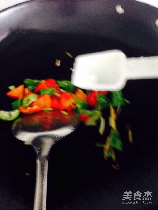 菠萝炒虾仁的做法