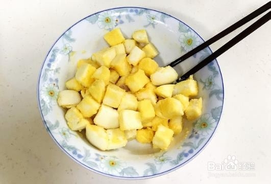 馒头蔬菜什锦沙拉的做法