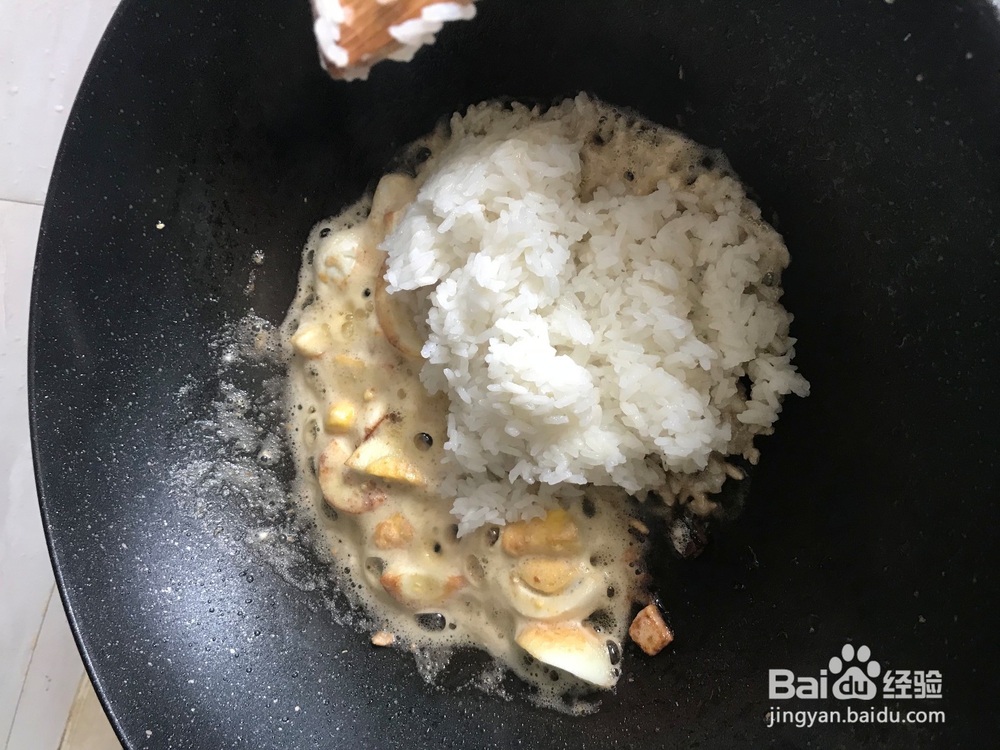 鸡蛋炒饭新做法,超级好吃