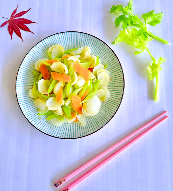 美味美味西芹百合