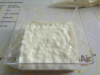 西瓜蓝莓酸奶蛋糕盒子怎么做
