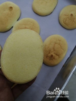 怎么做草莓抱抱蛋糕卷