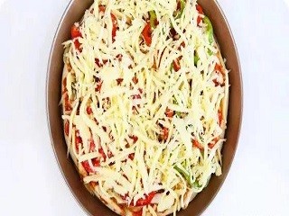 鸡肉双拼披萨怎么做