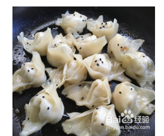 香煎鸡肉馄饨的做法步骤