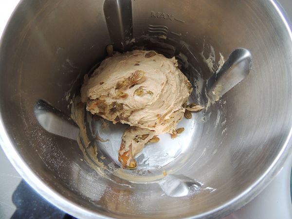 红糖葡萄干早餐卷