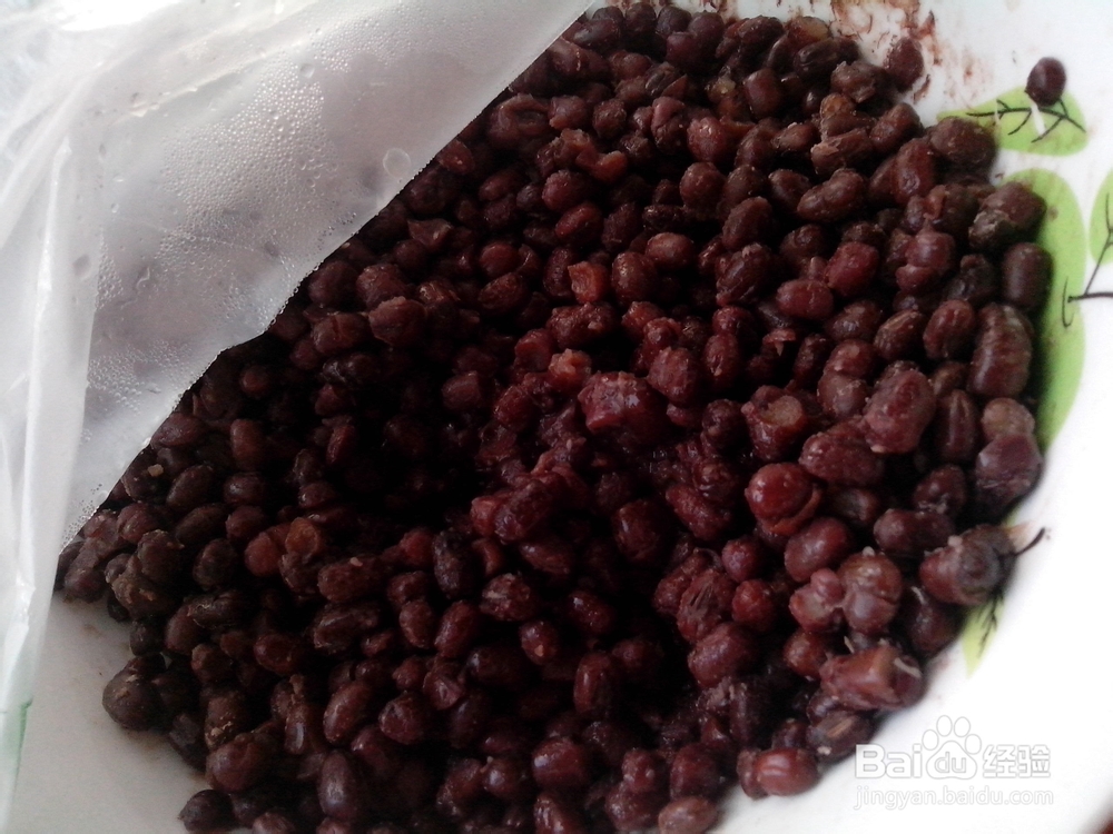 夏天凉品甜点--牛奶红豆冰沙的做法