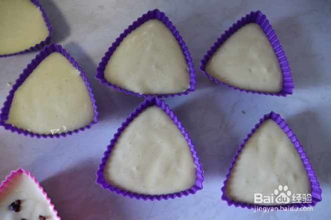 如何做美味的蔓越莓蒸蛋糕