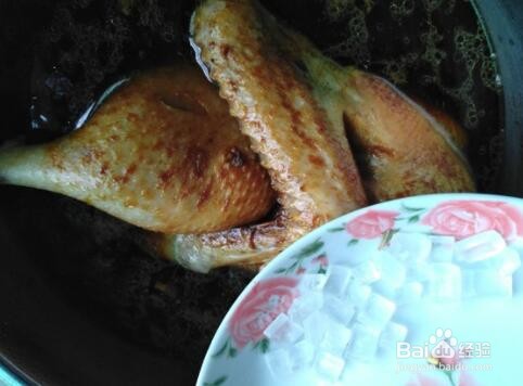 如何做出美味的卤鸭肉