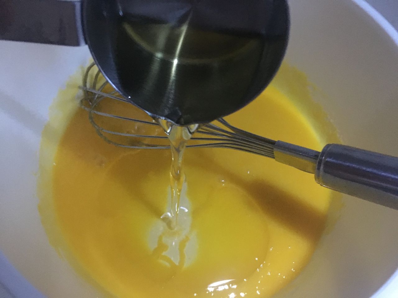 美味松软的戚风蛋糕,看完就能上手