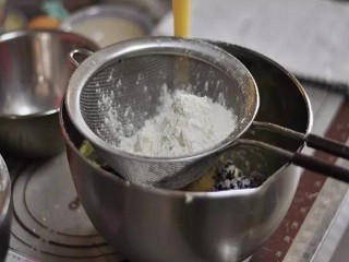 提子椰蓉球怎么做?