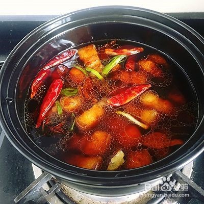 砂锅炖红烧肉