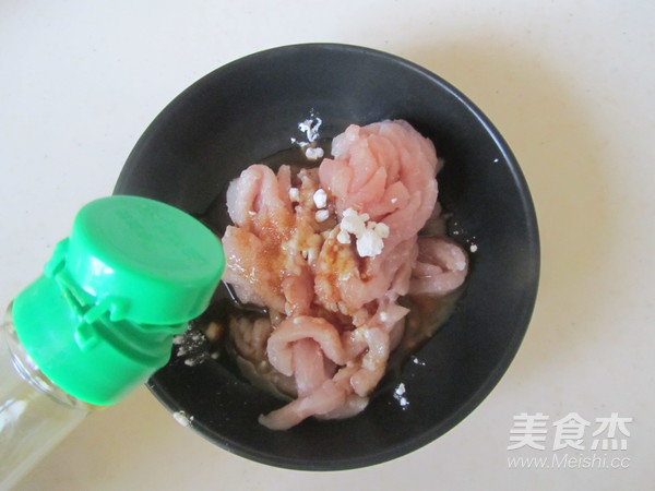 虫草花花生芽炒肉丝