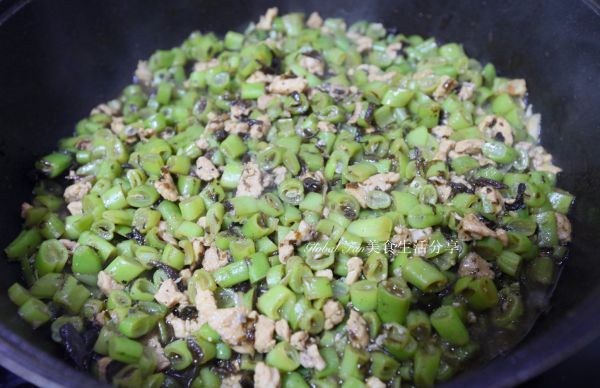 榄菜肉末四季豆