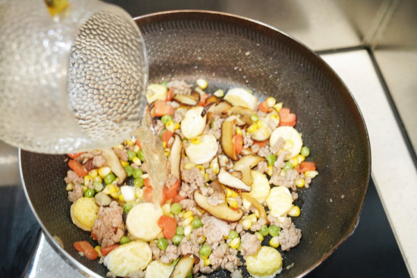 香菇彩蔬鲜肉日本豆腐