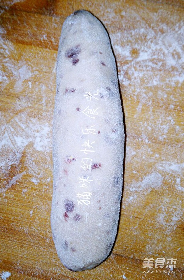 蔓越莓花环面包