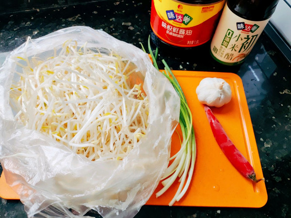 酸酸甜甜脆爽绿豆芽