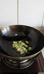 饭店最受欢迎的菜------宫保鸡丁怎么做